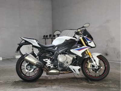 BMW S1000R