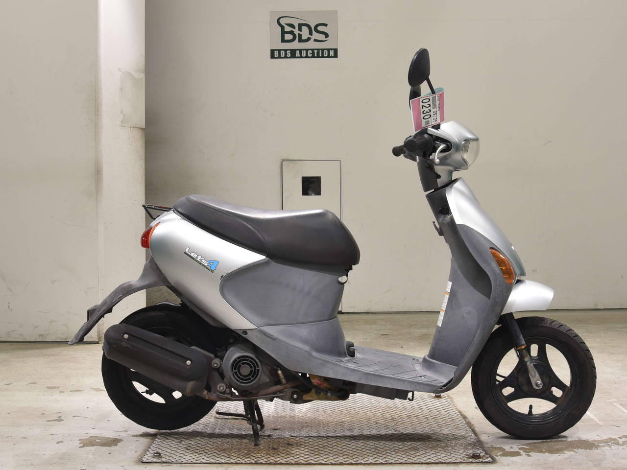 Suzuki LETS4