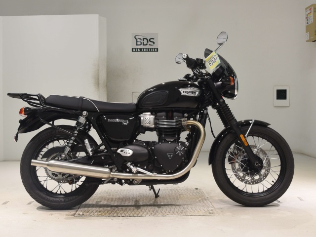 Triumph BONNEVILLE T100