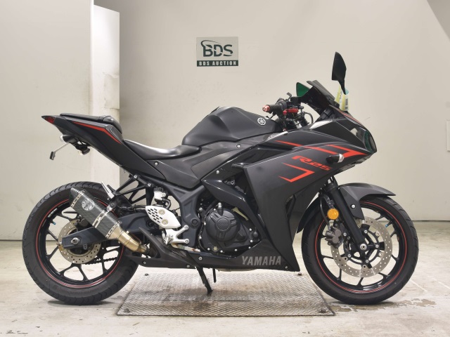 Yamaha YZF-R25