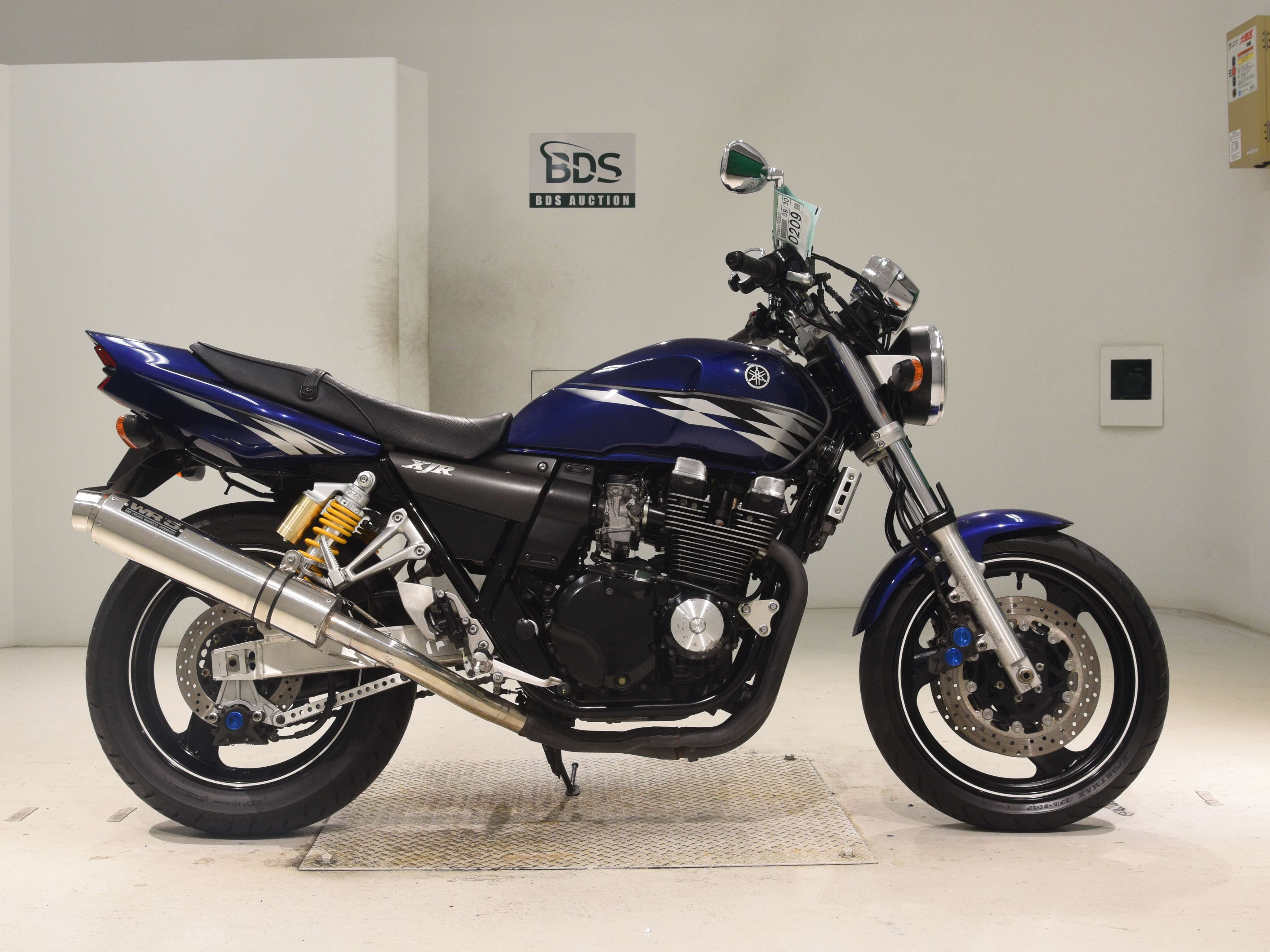 Yamaha XJR400