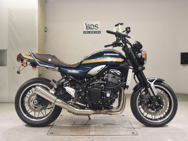 Kawasaki Z900RS