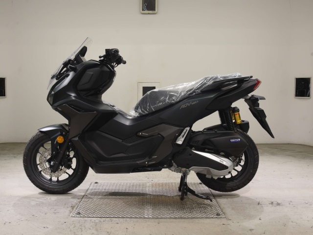 Honda ADV 160 — фото 2