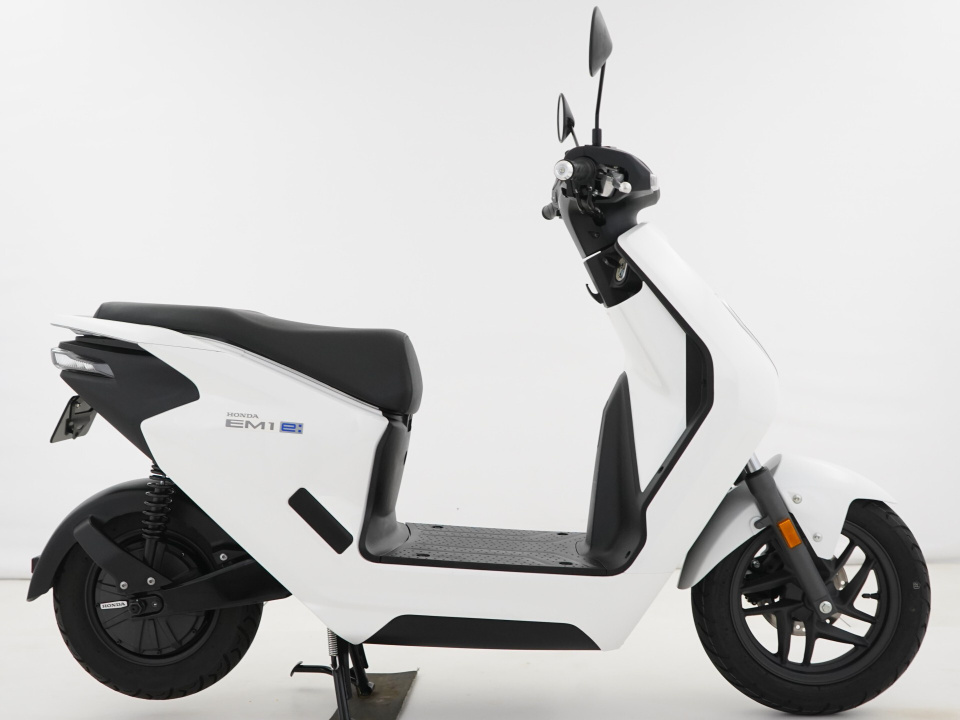 Honda EM1 E