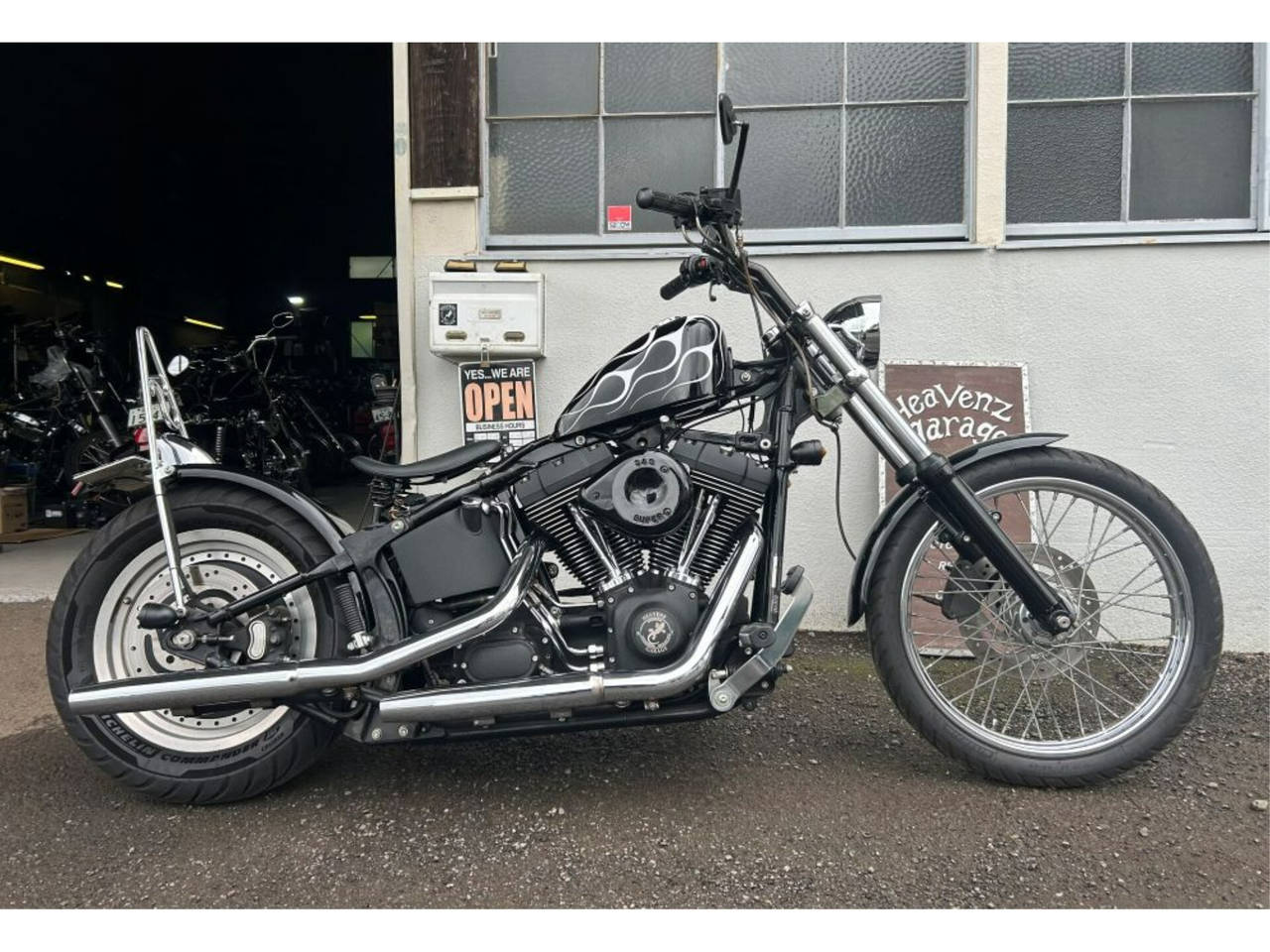 HD NIGHT TRAIN FXSTB1450
