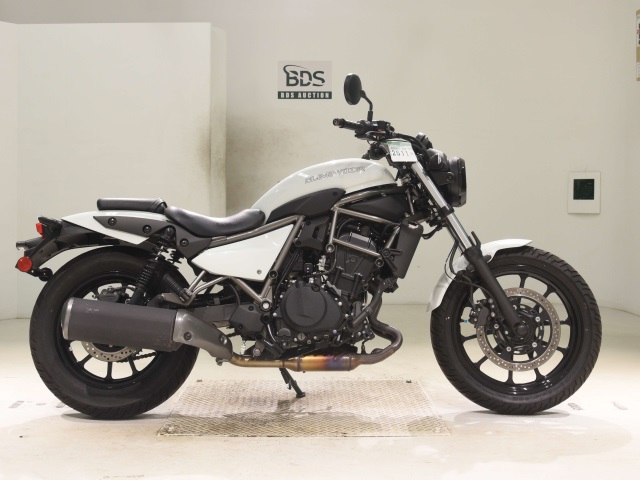 Kawasaki ELIMINATOR400-3