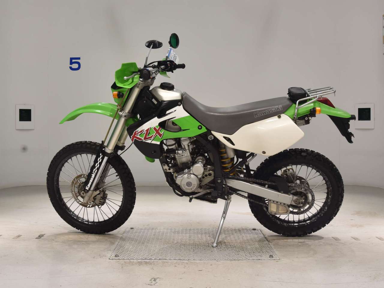 0030] Kawasaki KLX250 - LX250E-020684