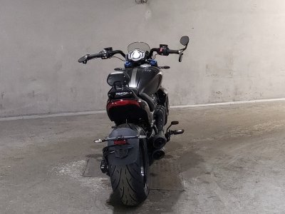 Triumph ROCKET SLED — фото 4