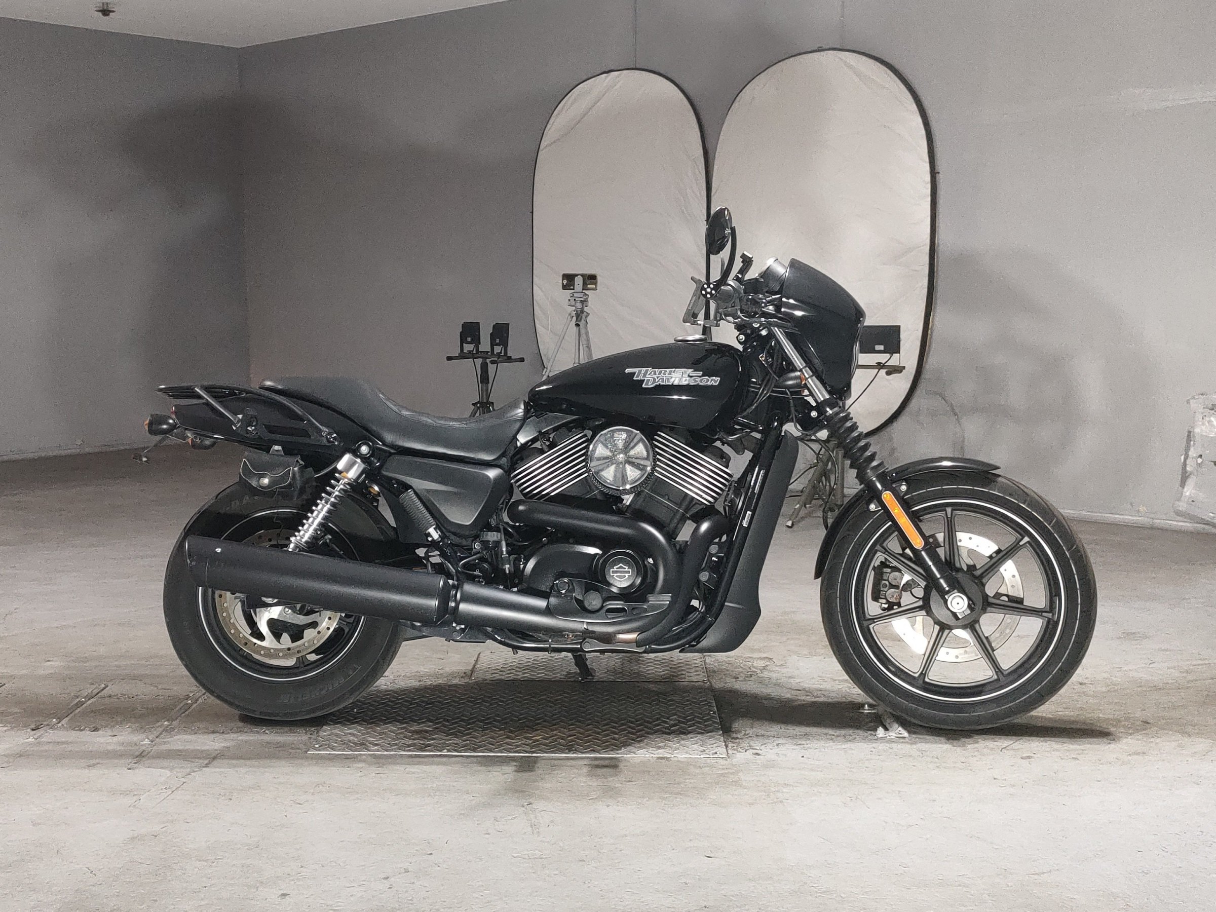 HD STREET XG750
