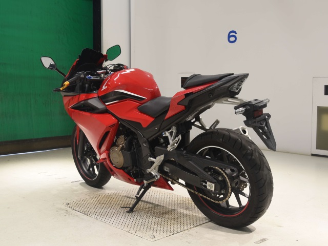 Honda CBR400R — фото 6