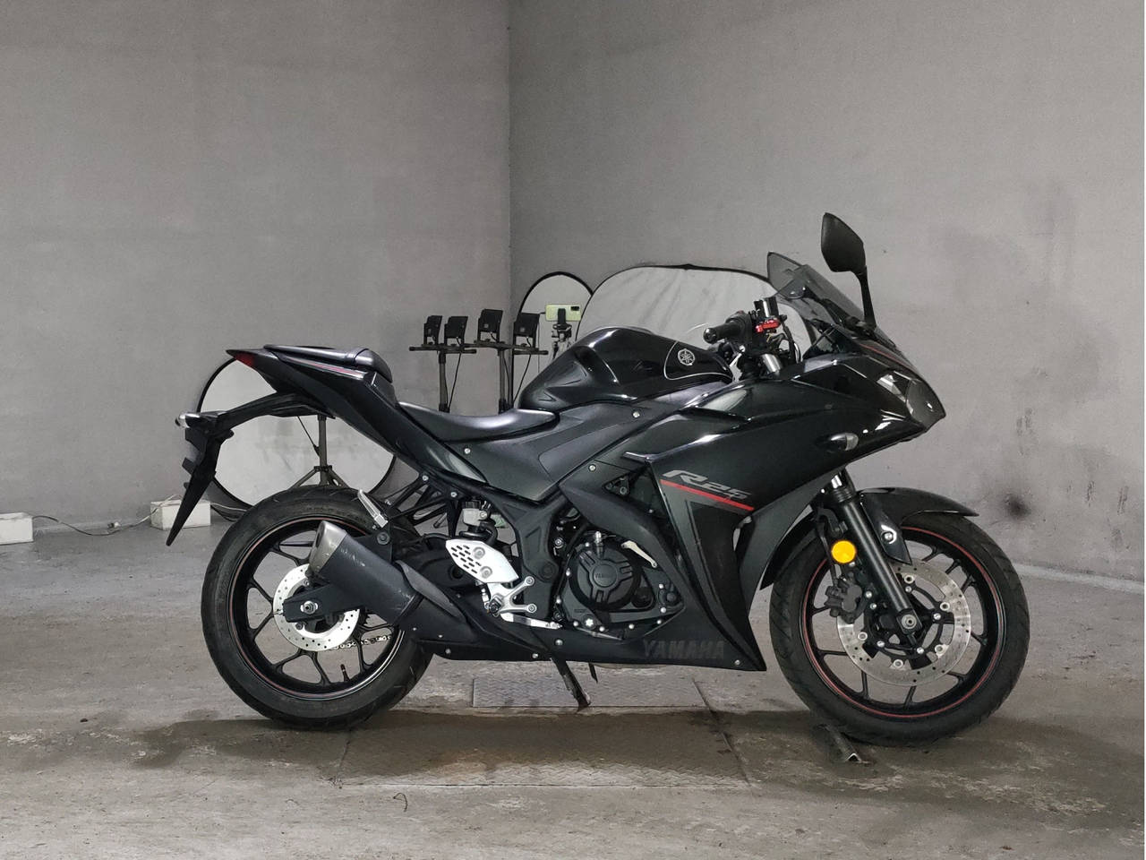 Yamaha YZF-R25