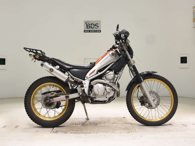 Yamaha TRICKER