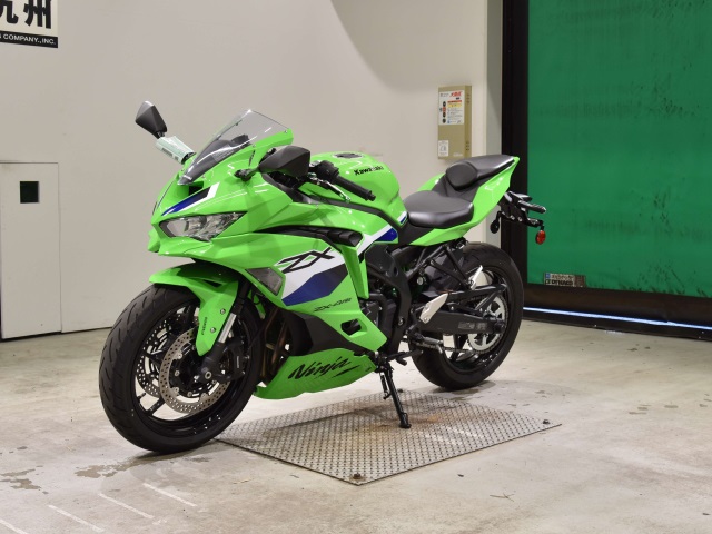 Kawasaki ZX-4RR — фото 4