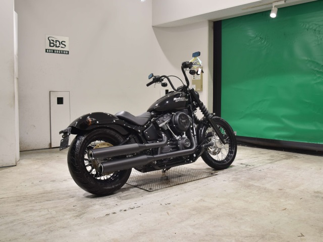 HD STREETBOB FXBB1750 — фото 5