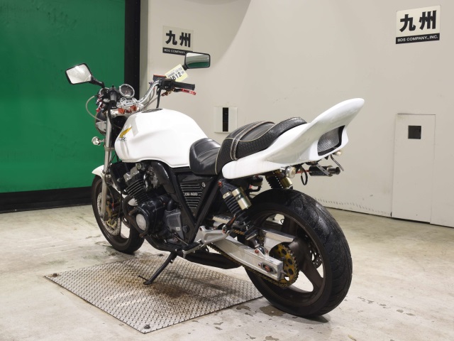 Honda CB400SF — фото 6