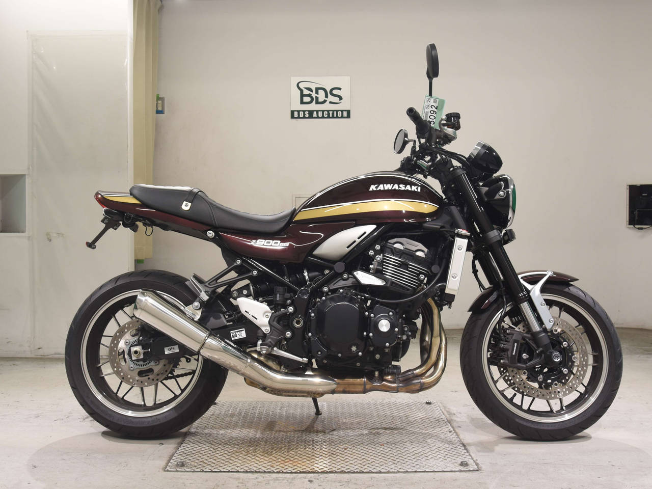 Kawasaki Z900RS