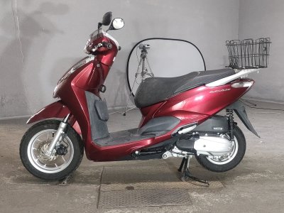 Honda LEAD125 — фото 2