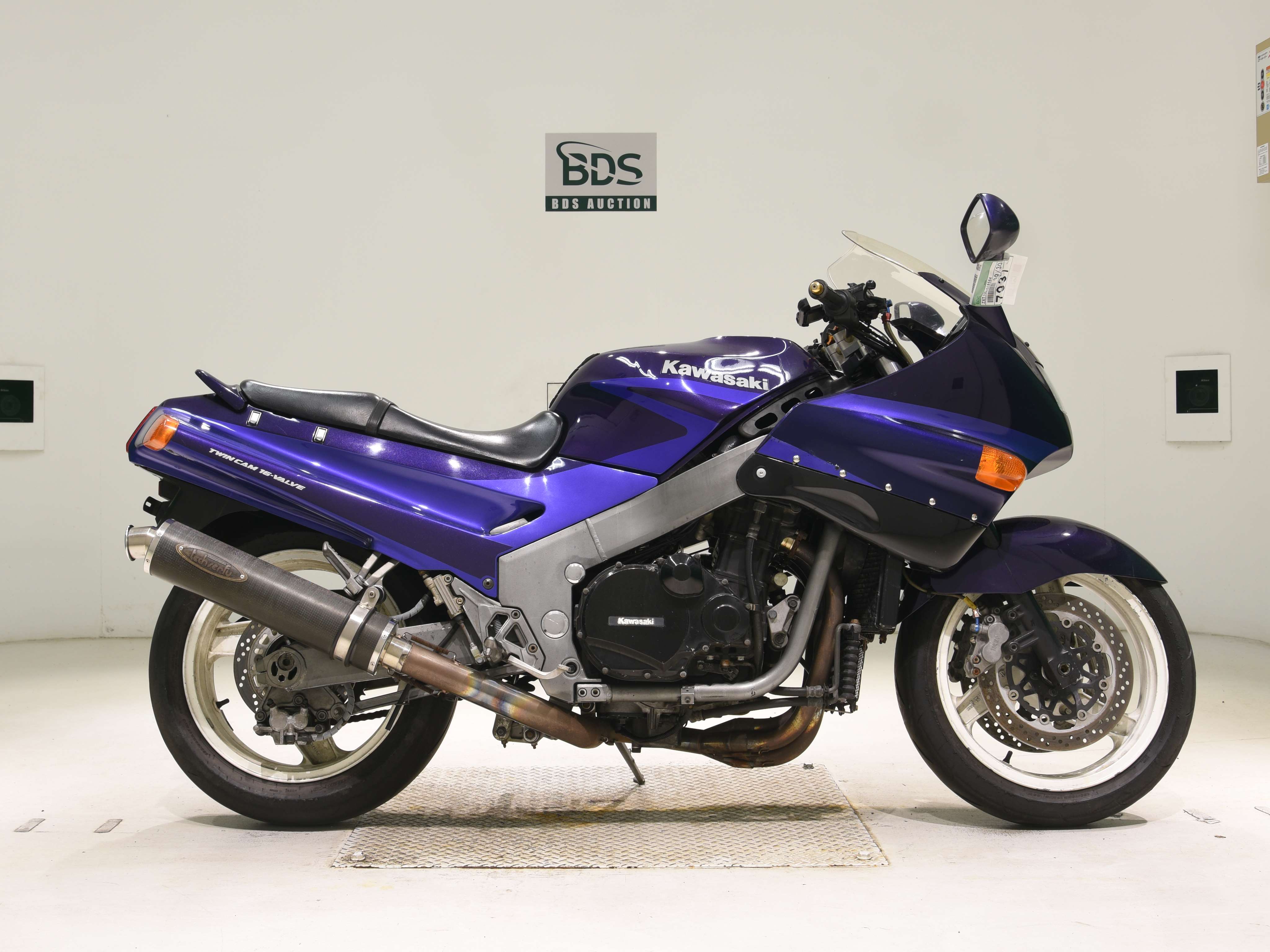 Kawasaki ZZ-R1100