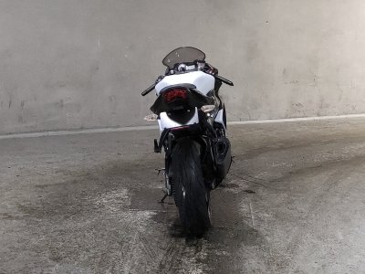 Kawasaki ZX-6R — фото 4