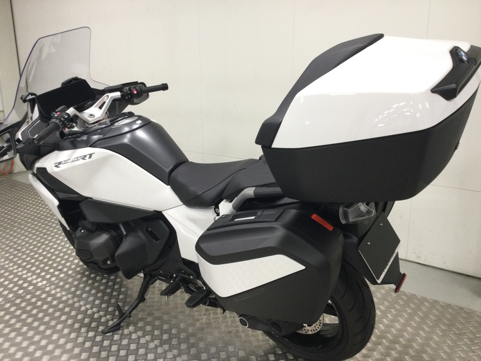 BMW R1300RT — фото 4