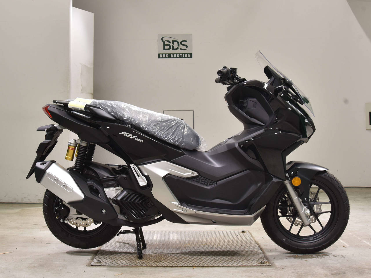 2610] Honda ADV 160 - KF54-1102293