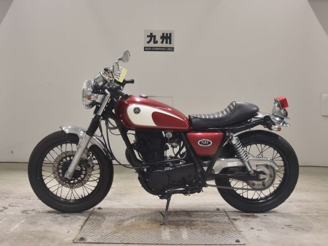 Yamaha SR400 — фото 2