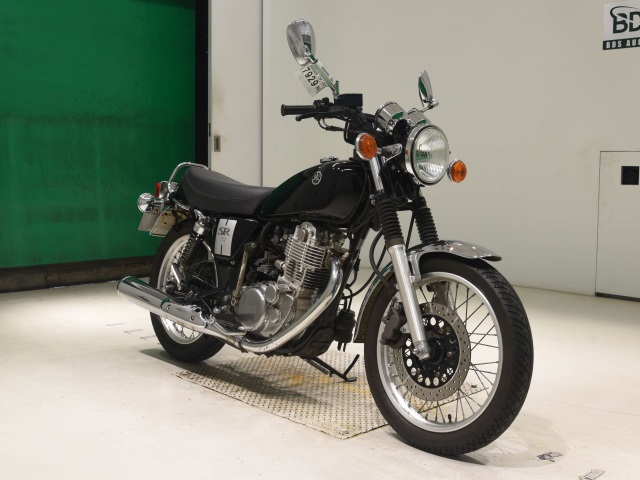 Yamaha SR400 — фото 3
