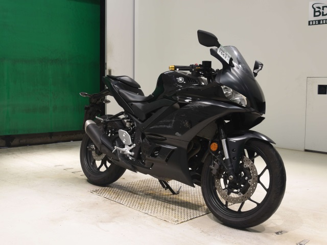 Yamaha YZF-R3 — фото 3