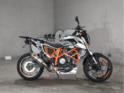 KTM 690 DUKE