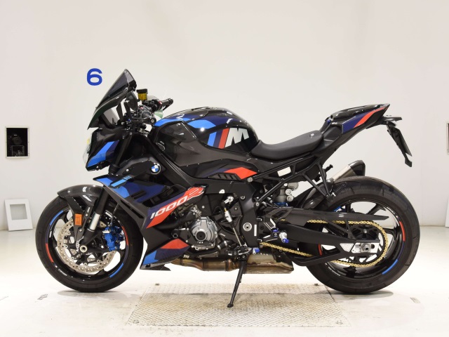 BMW M1000R — фото 2