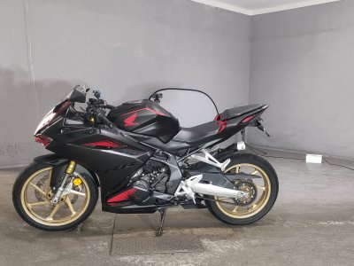 Honda CBR250RR — фото 2