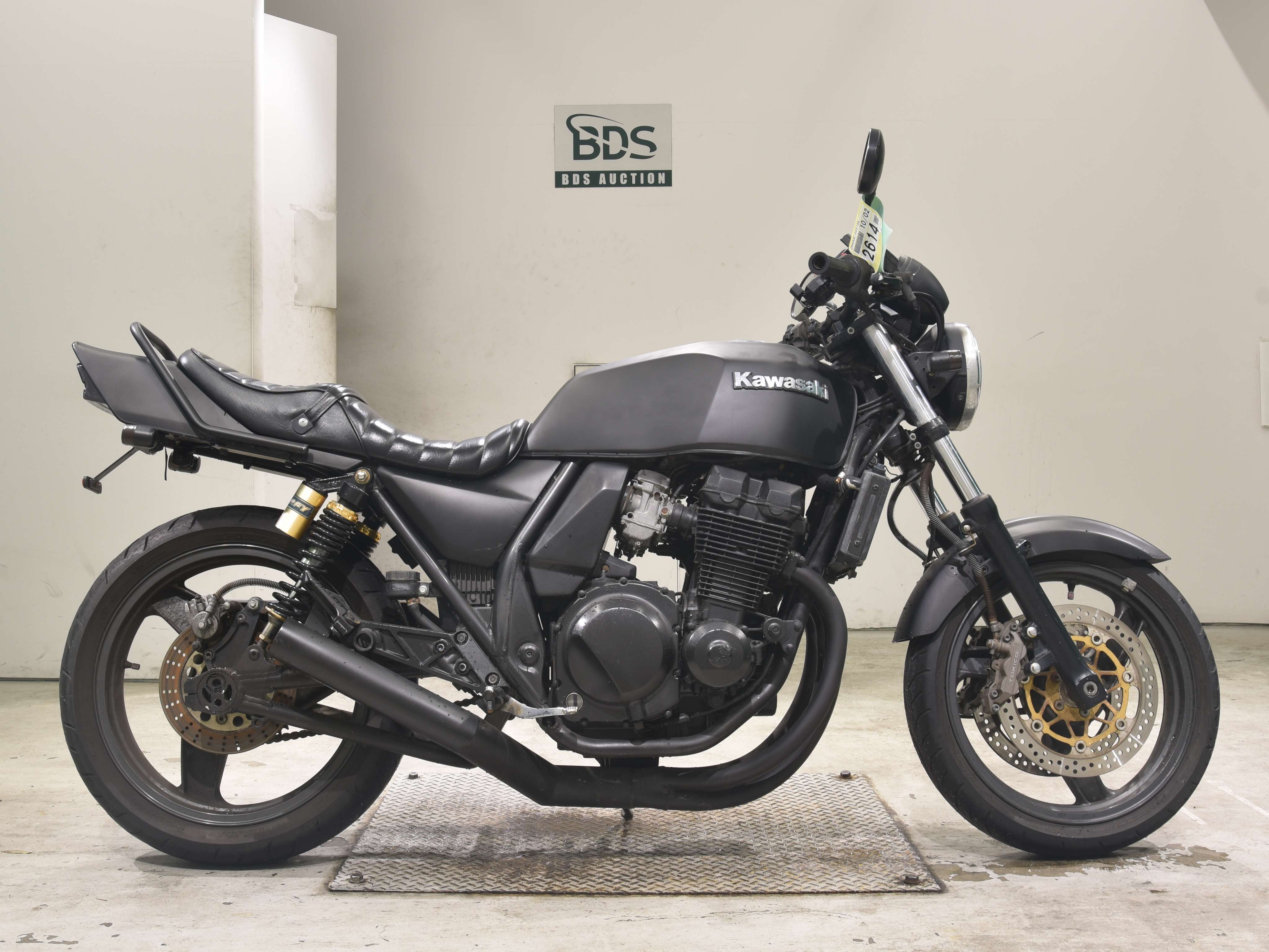Kawasaki ZRX400