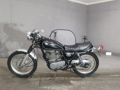 Yamaha SR400 — фото 2