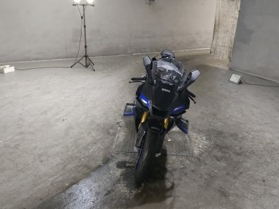 Yamaha YZF-R1M — фото 3