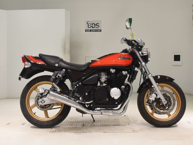 Kawasaki ZEPHYR400