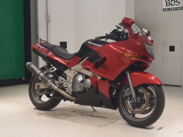 Kawasaki ZZ-R400 — фото 3