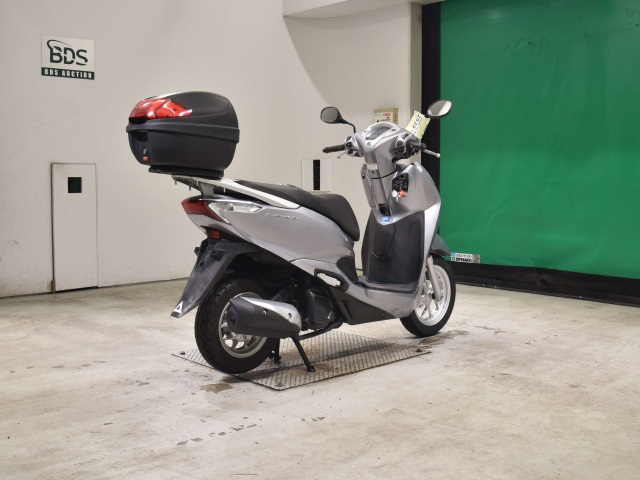 Honda LEAD125 — фото 5