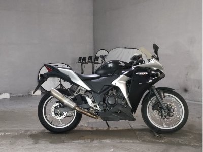 Honda CBR250R