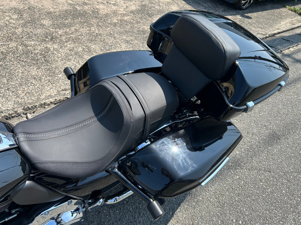 HD FLTRX ROAD GLIDE LIGHT — фото 16