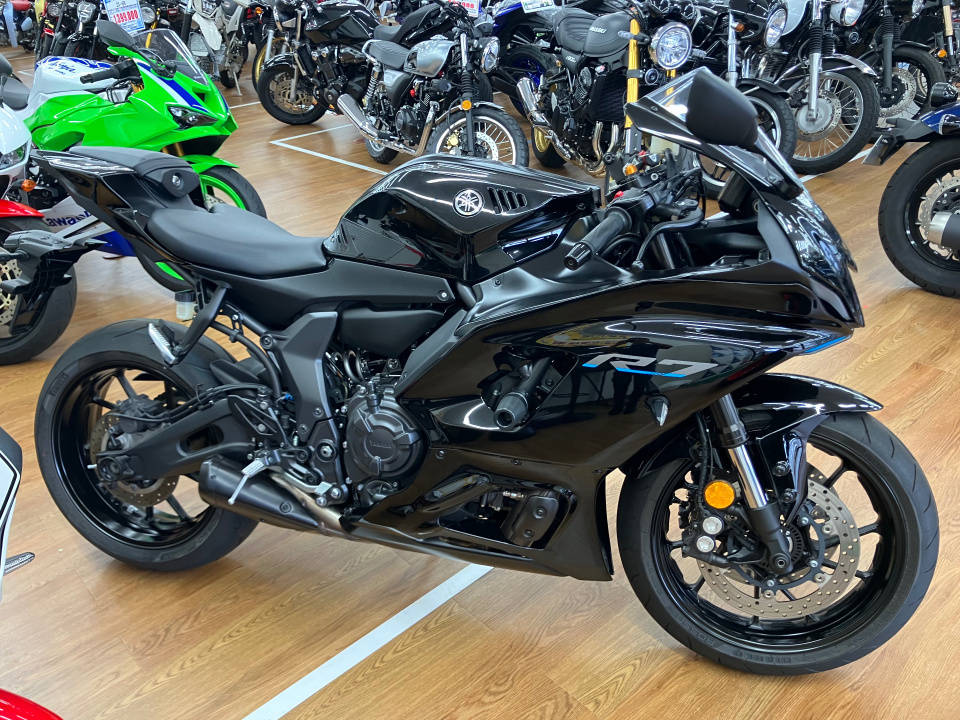 Yamaha YZF-R7