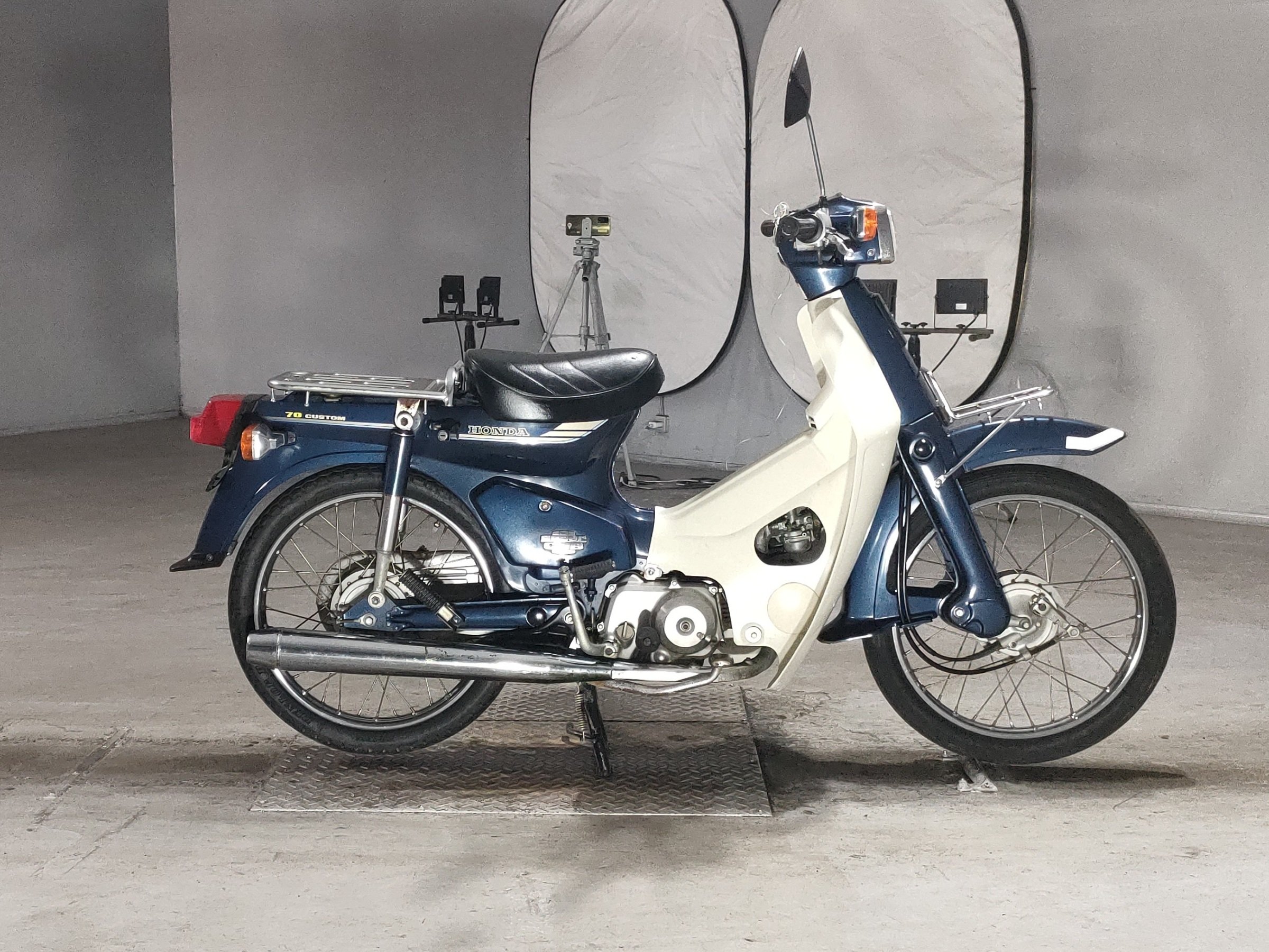 Honda SUPER CUB70