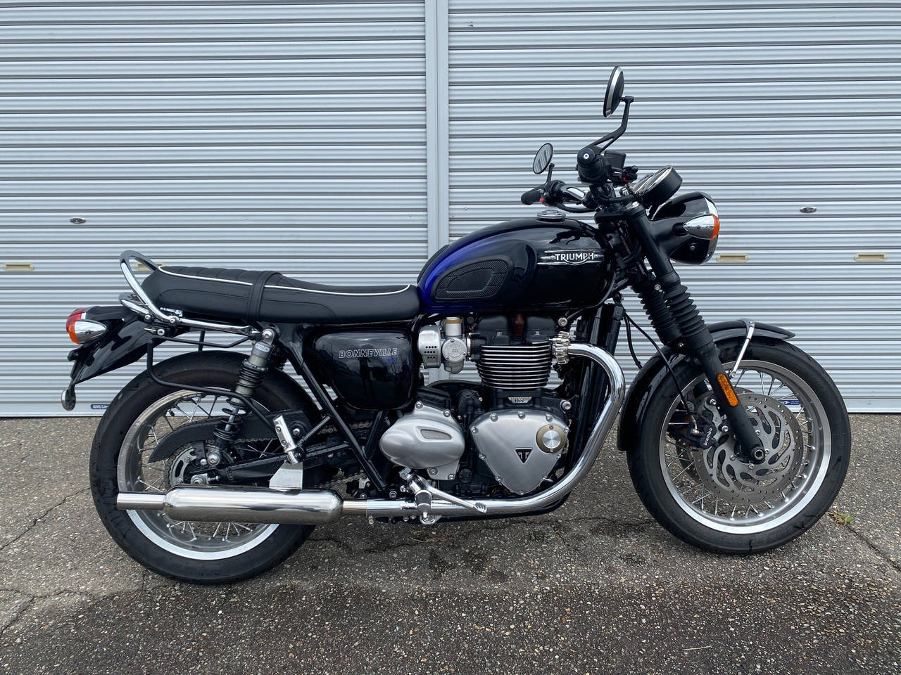 Triumph BONNEVILLE T120