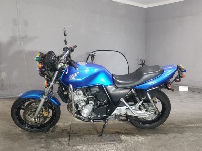 Honda CB400SF — фото 2