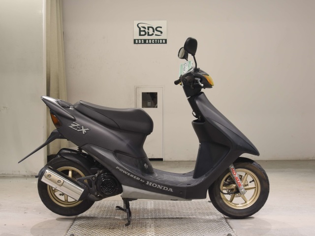 x100 Using single‐plant‐omics in the field to link maize genes to