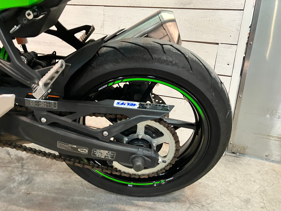 Kawasaki NINJA ZX-4RR — фото 28