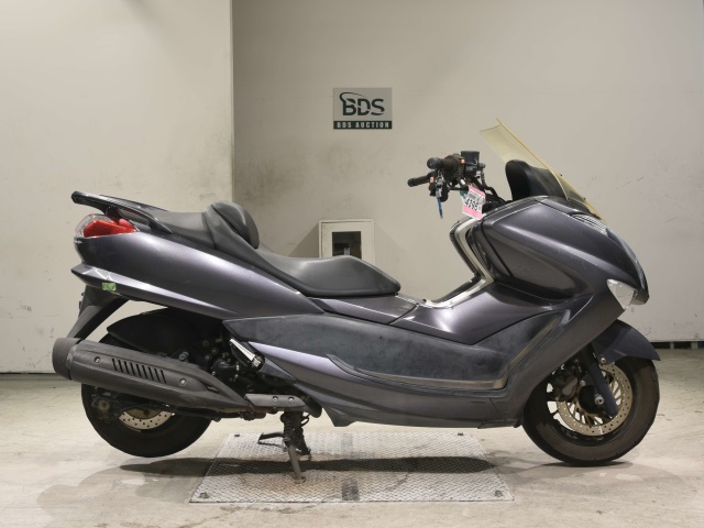 Yamaha MAJESTY250