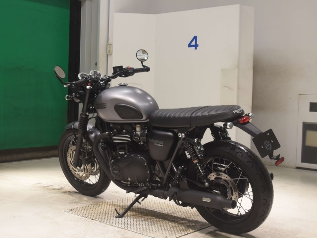 Triumph BONNEVILLE T120 — фото 6