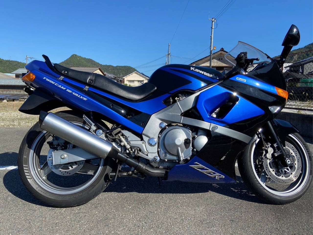 4367] Kawasaki ZZ-R400 - ZX400K-020406