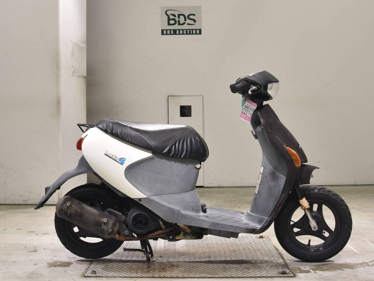Suzuki LETS4
