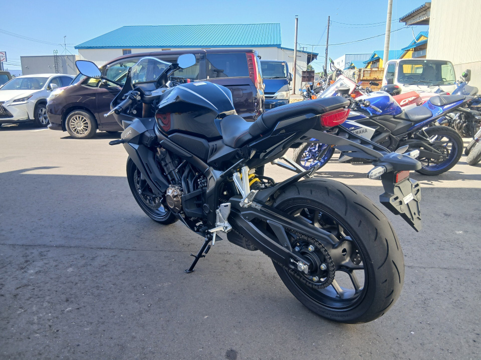 Honda CBR650R — фото 5
